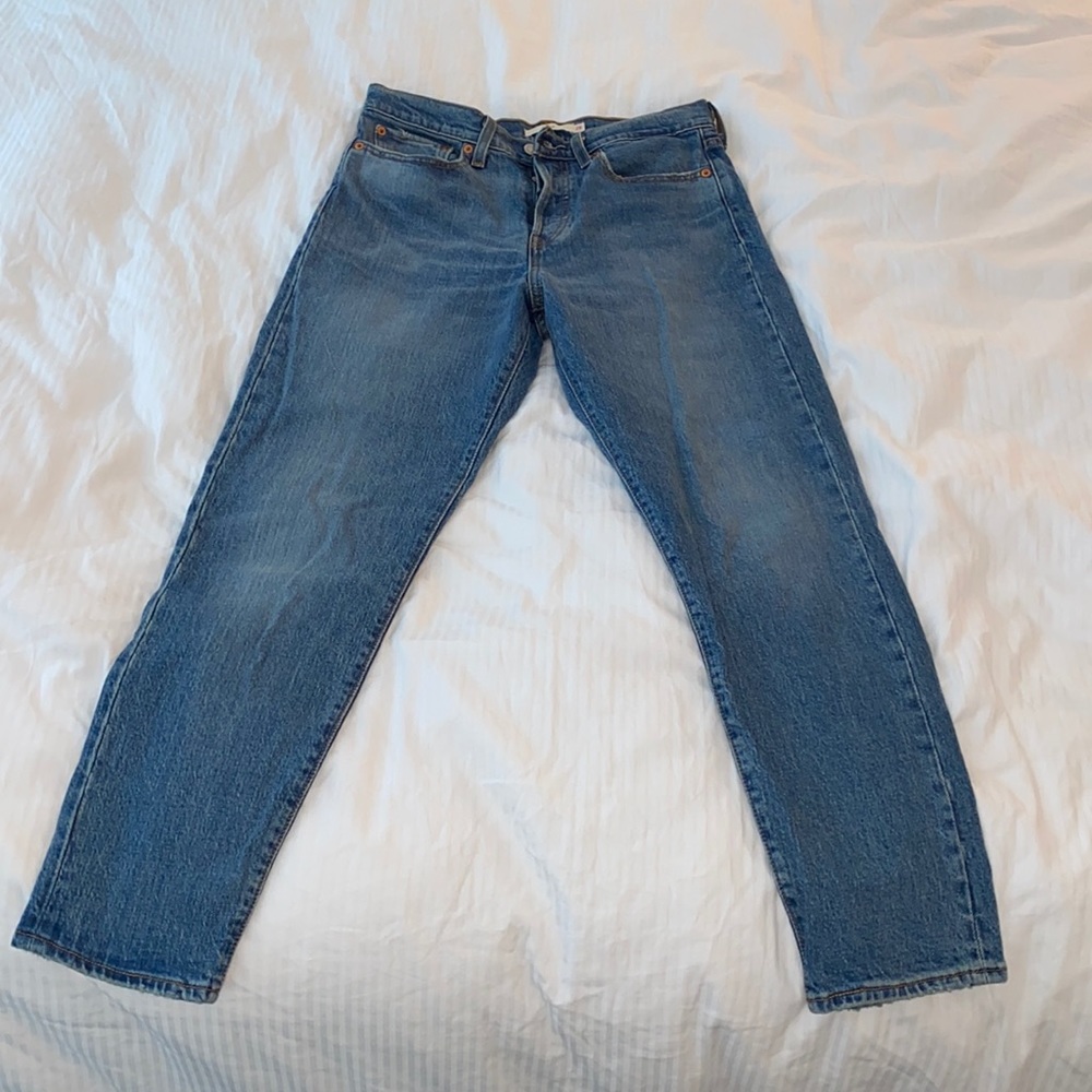 Levis Wedgie Straight Leg Denim